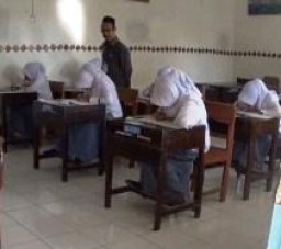 Kecewa, Ujian Nasional Tahun 2015 Bermasalah